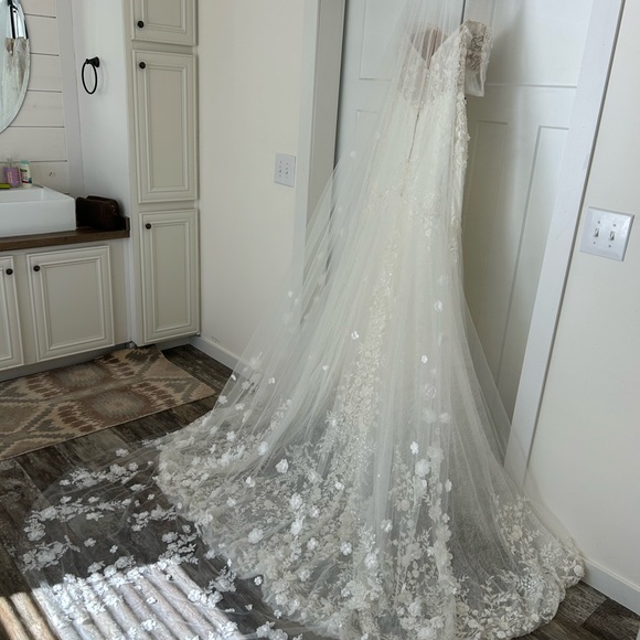 Martina Liana Ivory Lace Wedding Dress